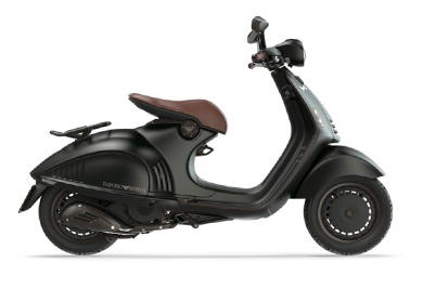 Vespa 946 125 (2016, ZAPM80101) Emporio Armani