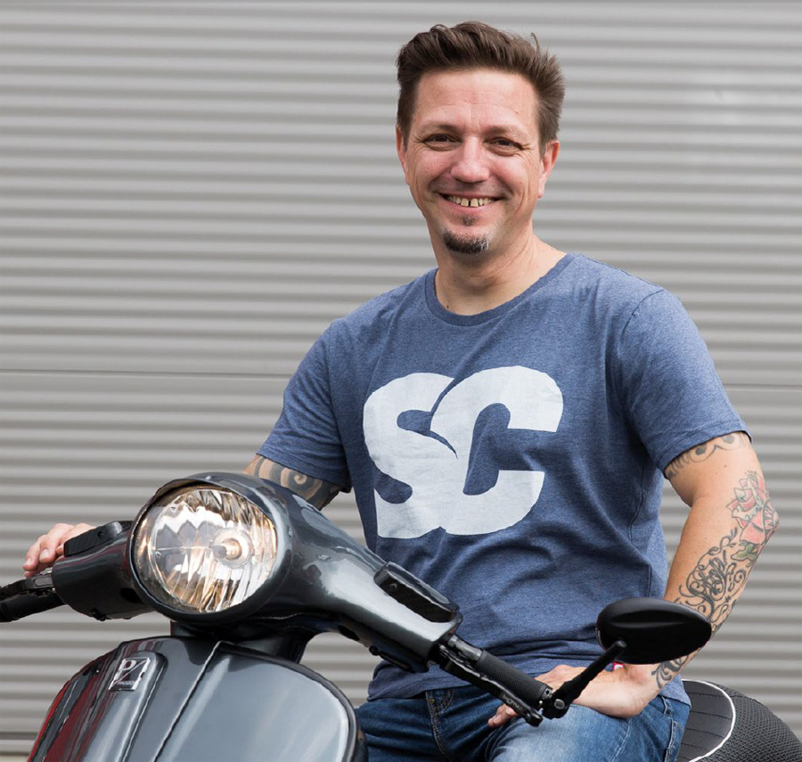 La Vespa GTS 300 du Scooter Center et le catalogue GTS 2017