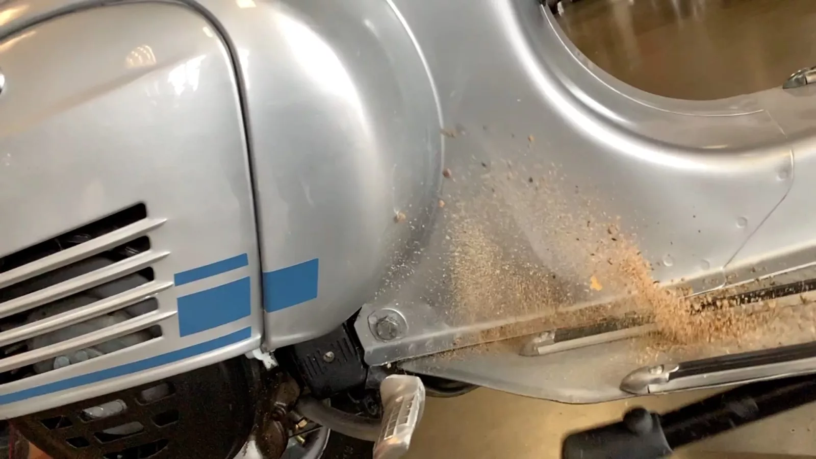 Caballete central Softstop para Vespa