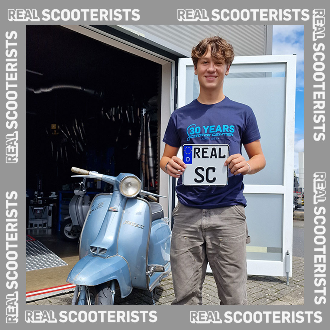 Echte scooterrijders in gezinsstijl